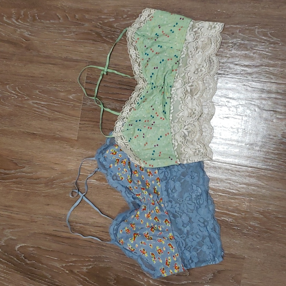 (S-M) Kimchi Blue & Bozzolo Bralettes Soft Lace Patterned Dainty Casual Intimate